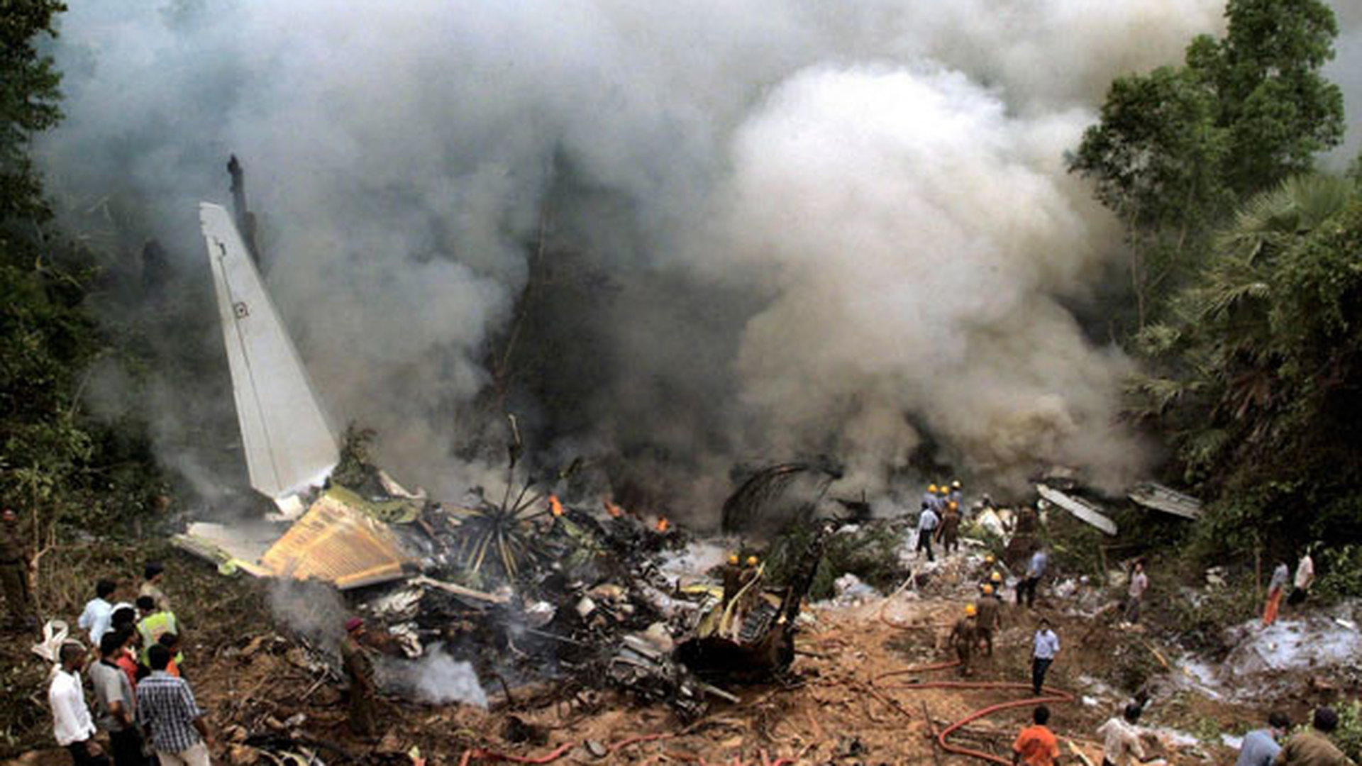 Авиакатастрофа шейх. Крушение Боинг 747 1987 Маврикия. Авиакатастрофы Боинга 737-800 Air India. АИР Индия авиакатастрофа. Boeing 747 Air India катастрофа.