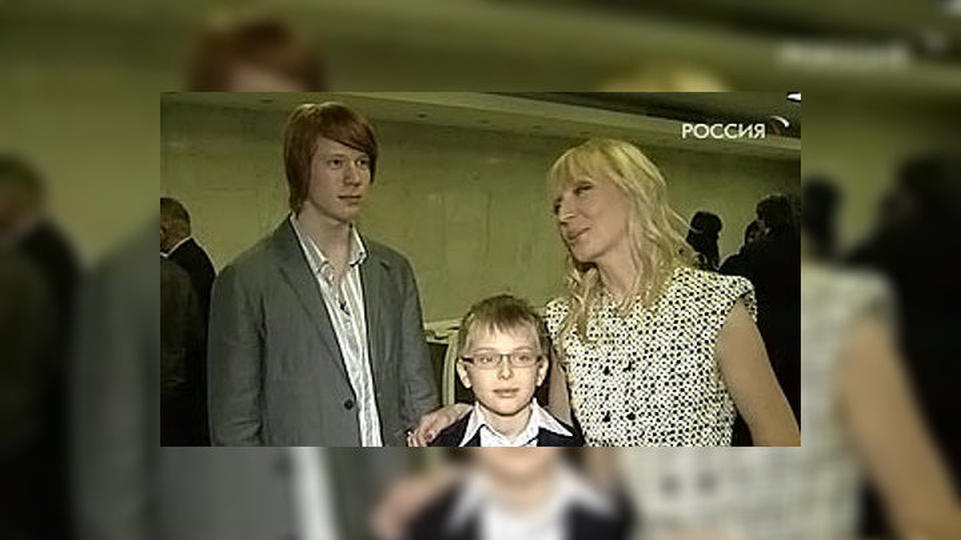 отец дени байсарова и его семья фото