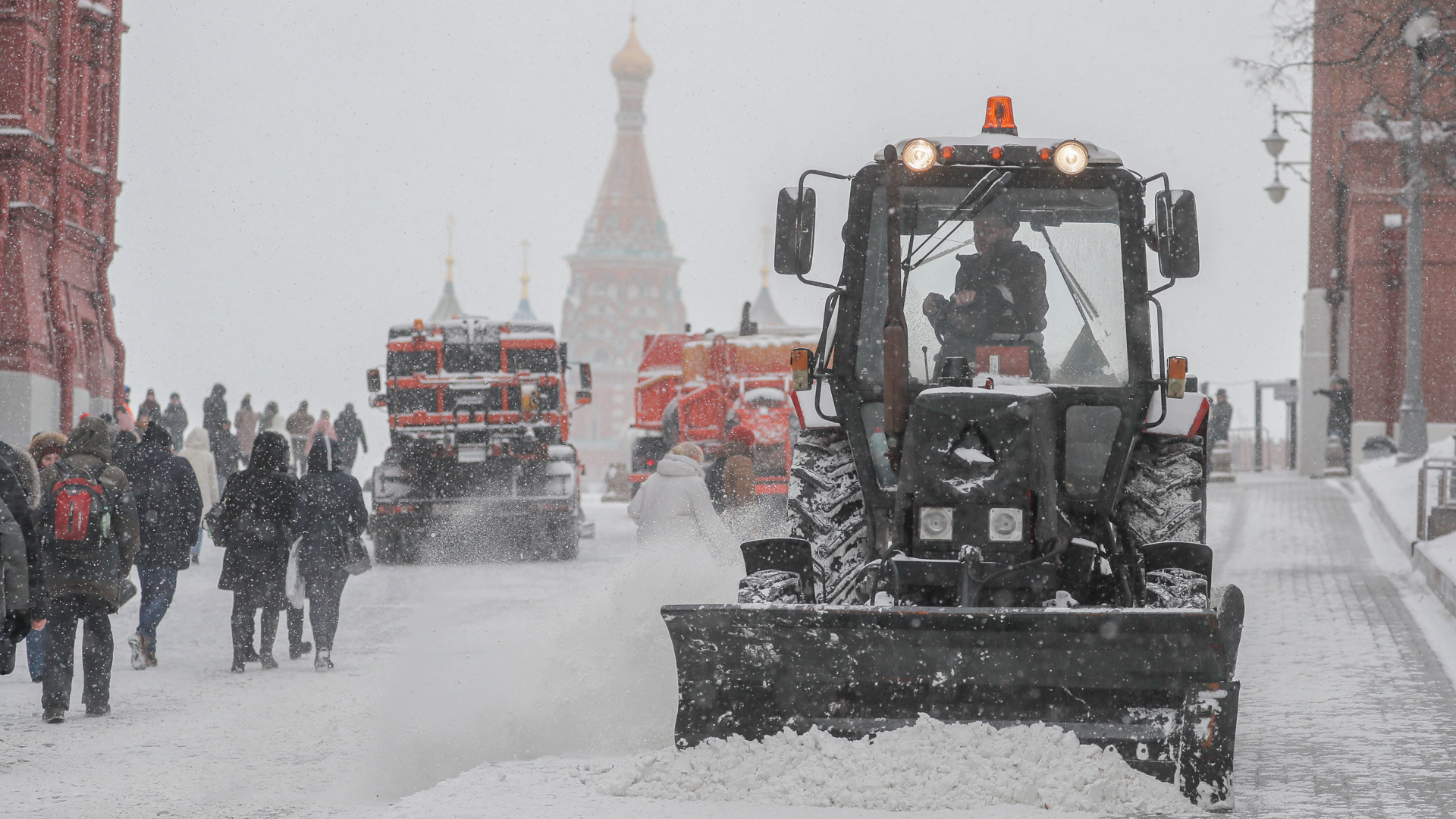 в москве выпал снег сегодня