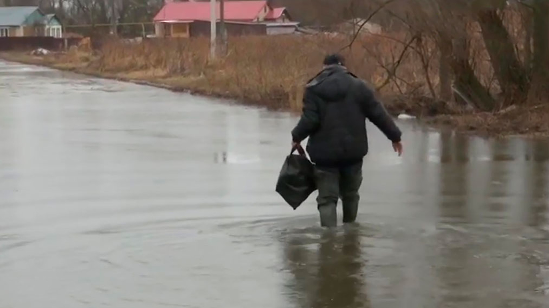 Пик паводка в уфе 2024 году. Пик затопило. В Кургане пик паводка.