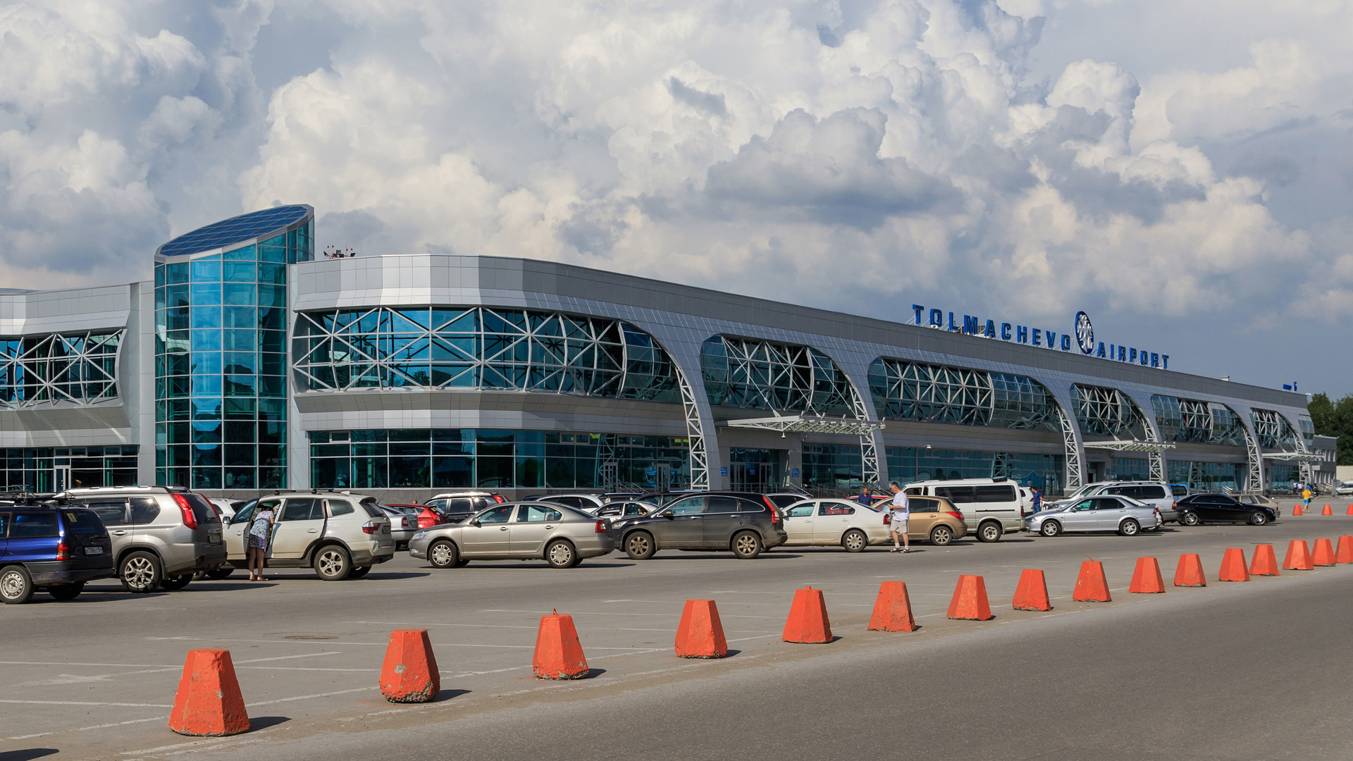 Новосибирск аэропорт центр. Толмачево 2022. Новосибирский аэропорт Толмачево реконструкция. Толмачева аэропорт Новосибирск новый. Новосибирский аэропорт Толмачево внутри.