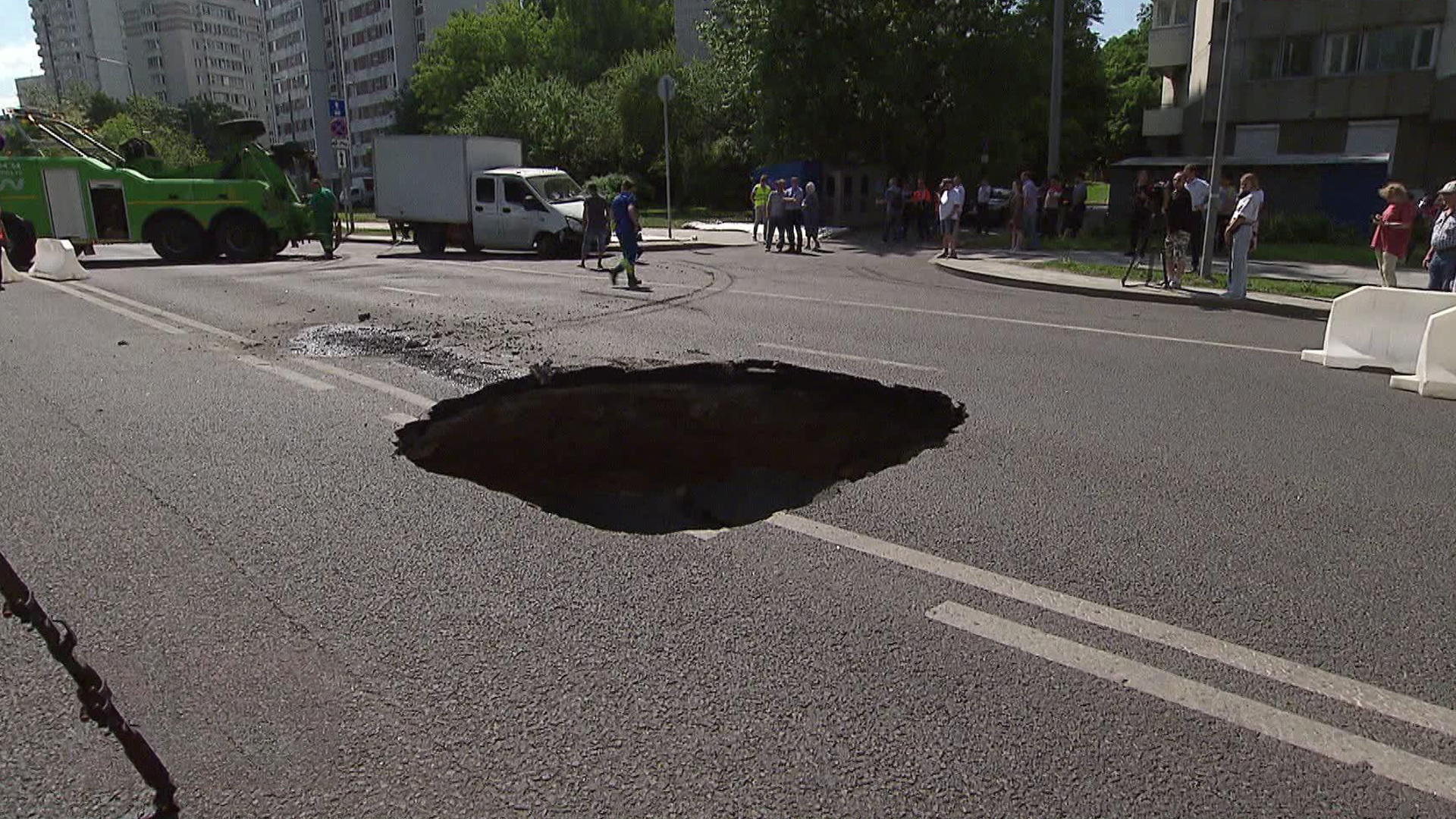 Провалы грунта в москве