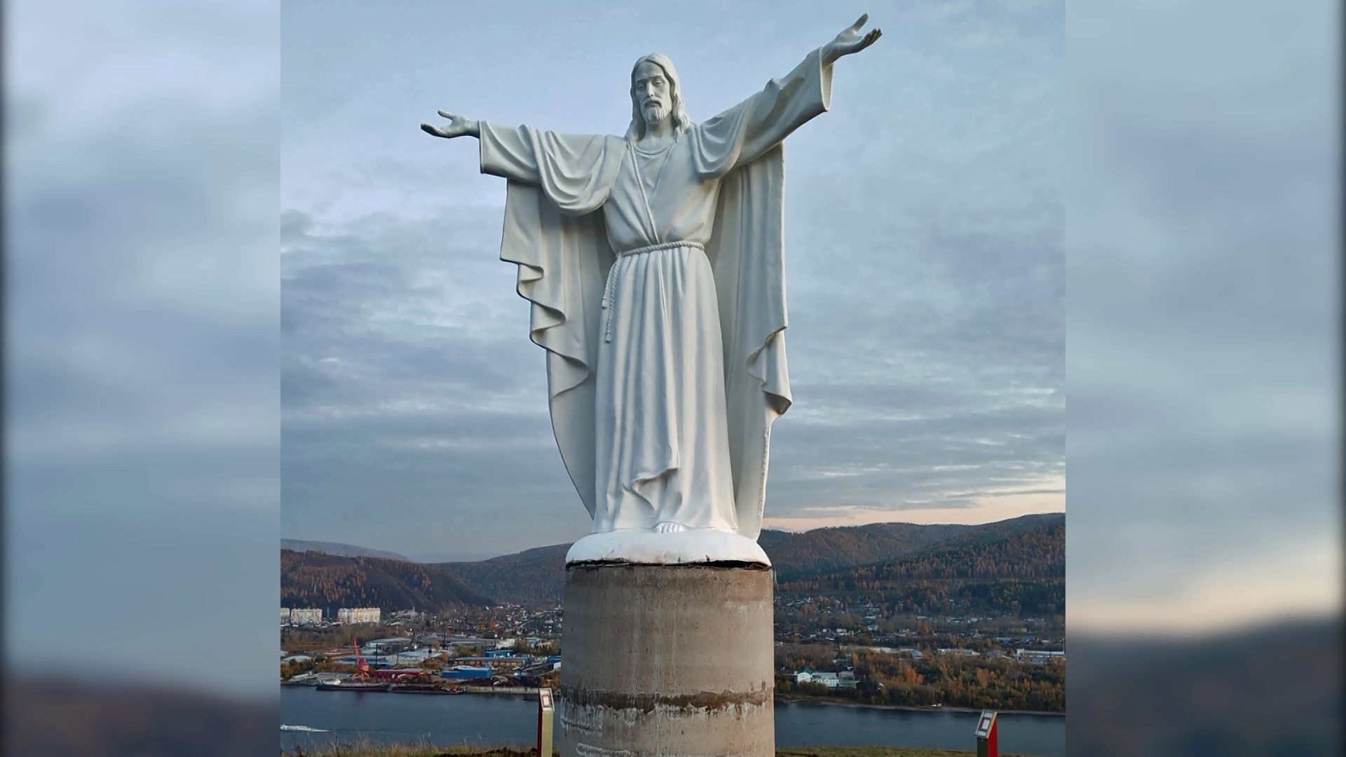 статуя иисуса рио