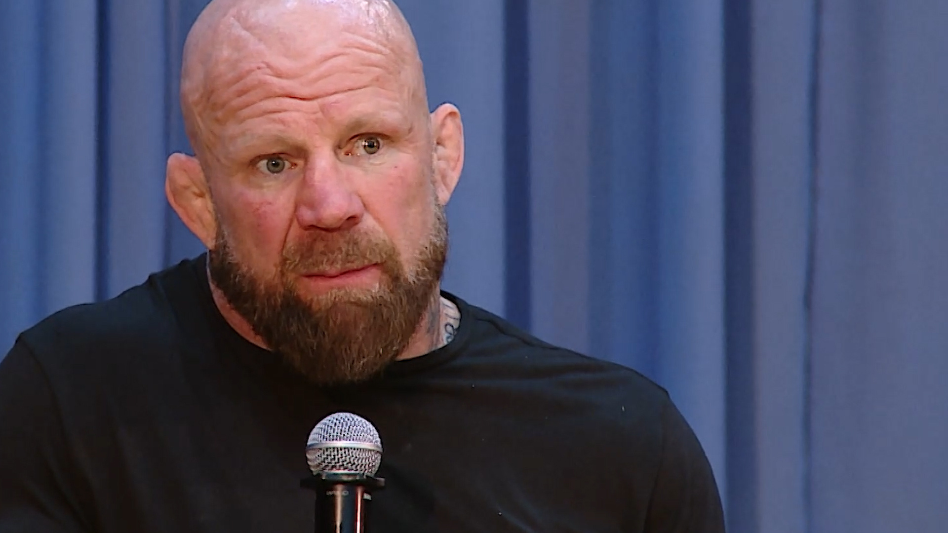 Джефф монсон депутат. Джефф депутат. Джефф депутат. Американский боец депутат красногорска. Американский боец джефф монсон.