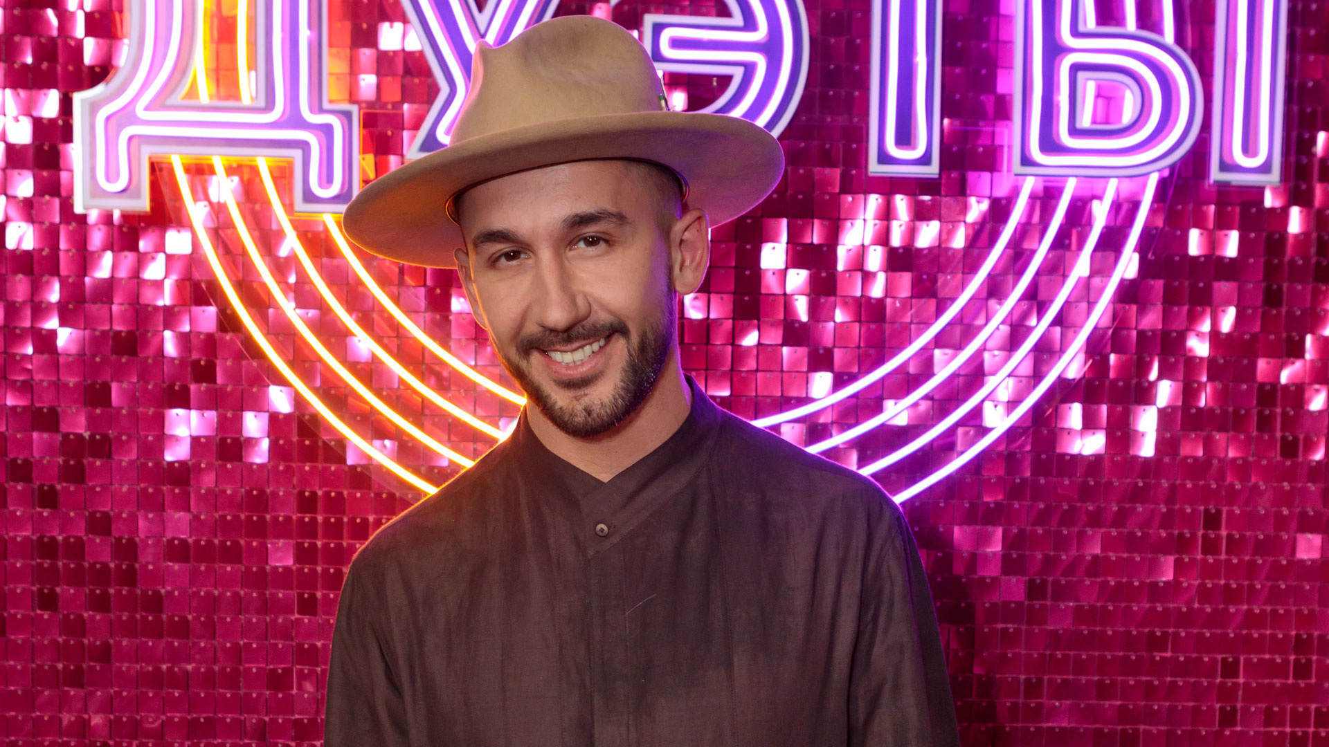 Шоу дуэты 2 сезон. Дуэты на канале россия. Дуэты финал 07. Дуэты 2021. Дуэты новое шоу ведущие.