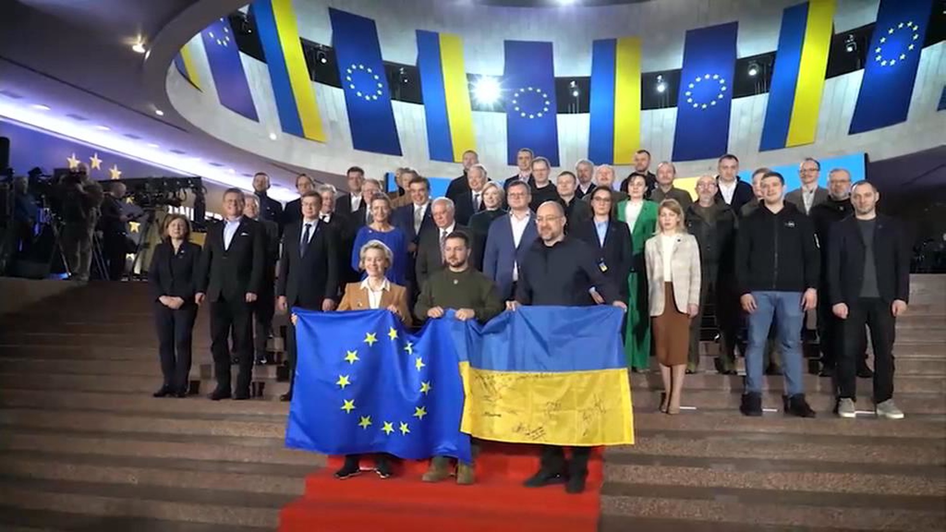 Описание пропало в параллельной вселенной.