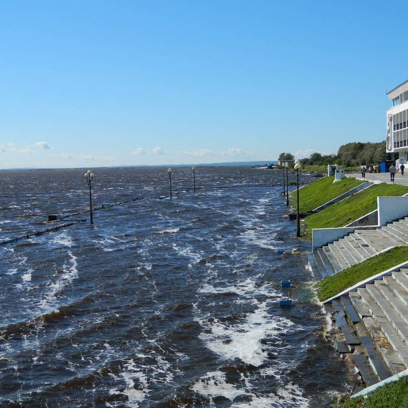 В хабаровске есть море