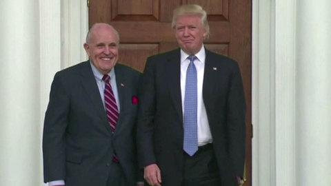 Адвоката Трампа госпитализировали