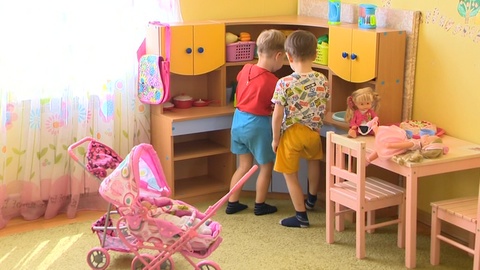 Материнским капиталом разрешили оплачивать частные детсады