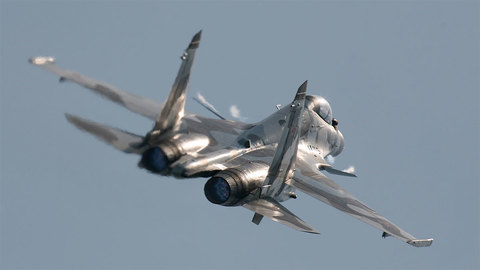 Российский истребитель поднялся на перехват японского OP-3C
