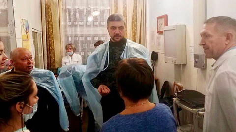 Забайкальский губернатор навестил выживших в страшной аварии
