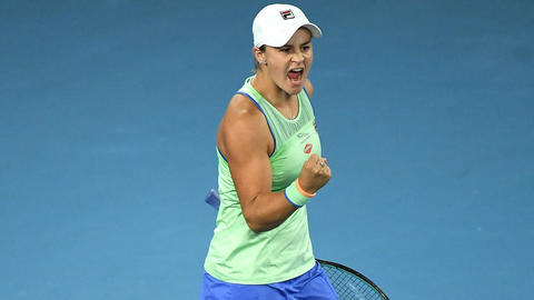 Барти за час обыграла Пегулу в 1/4 финала Australian Open