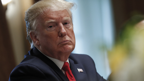 Трамп серьезно рассматривает возможность поехать на "поражение нацистов"