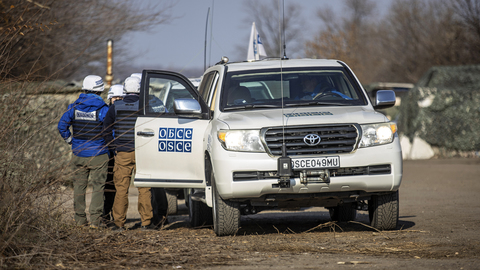 Киев предложил ввести в Донбасс миротворцев ОБСЕ