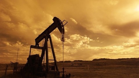 Канада хочет запретить экспорт сырой нефти из России