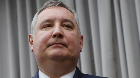 Умирающий "Буран": Рогозин ответил владельцу уникального корабля