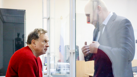 Голова в пакете: озвучены ужасные находки в квартире Соколова