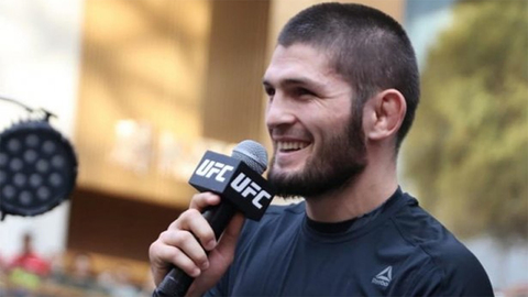 "Большая честь". Нурмагомедов высказался о дебюте Шлеменко в EFC