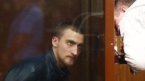 Суд отложил рассмотрение дела Устинова, чтобы приобщить видеозаписи
