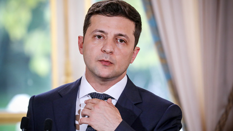 Суд обязал Зеленского изъясняться на украинском языке