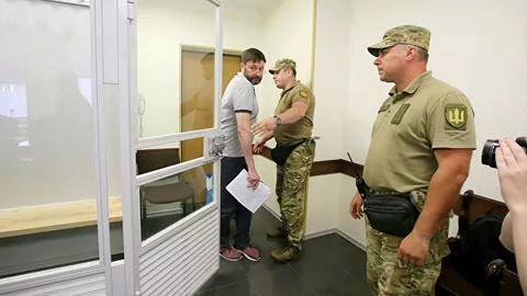 Там просто плохо: Кирилл Вышинский провел в тюрьме 413 дней