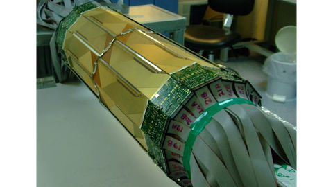 Специалисты CERN впервые записали спектр антиводорода