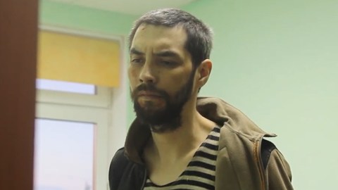 Руки в крови: предполагаемого убийцу ребенка в Нарьян-Маре сняли на видео
