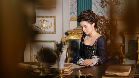 Трон или любовник: секреты нового сезона "Екатерина. Самозванцы" от Марины Александровой