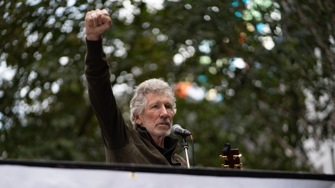 Основатель Pink Floyd Роджер Уотерс поддержал Джулиана Ассанжа