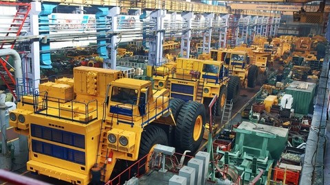 "БелАЗ" может начать производство тяжелых самосвалов в России