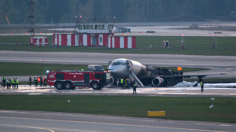 Пилоту сгоревшего в Шереметьеве SSJ-100 предъявлено обвинение