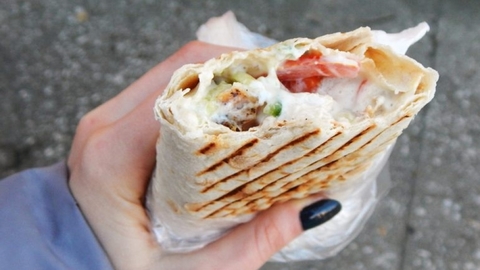 Массовое отравление шаурмой произошло в Курганской области