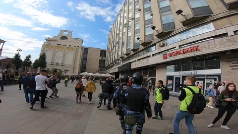 Росгвардеец объяснил, почему задержали Устинова