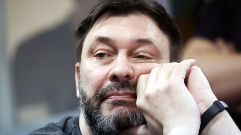 Вышинского оставили без паспортов