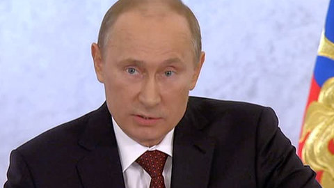 Президент: иностранцев будут пускать в Россию только по загранпаспортам