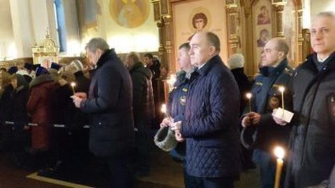40 дней после трагедии: панихиду в Кафедральном соборе посетил губернатор
