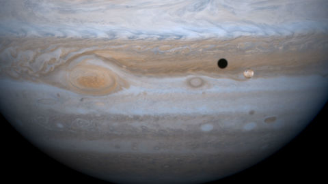 Зонд Juno помог определить природу "полосатости" Юпитера