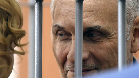 Верховный суд отменил решения о продлении ареста экс-губернатора Хорошавина