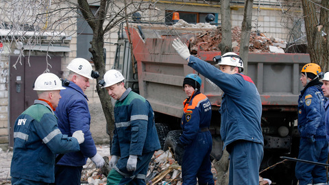 В зоне взрыва в Шахтах находились 12 человек