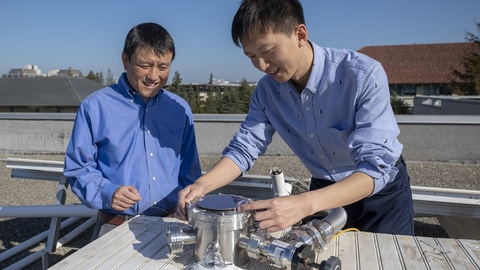 Солнечные панели будут производить электроэнергию и отправлять избыточное тепло в космос