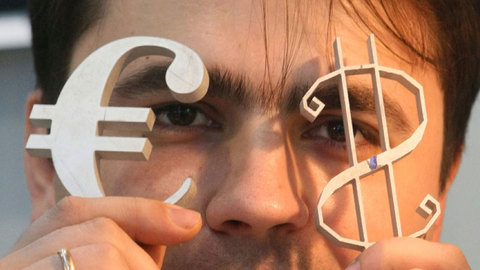 Путин: Россия готова использовать евро в расчетах за газ