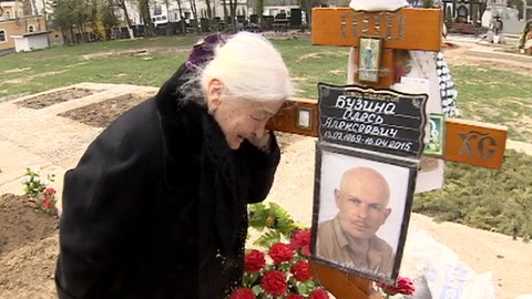 Зеленский отказал во встрече матери убитого Бузины