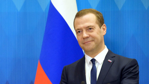 Медведев поздравил Патриарха Кирилла с Рождеством