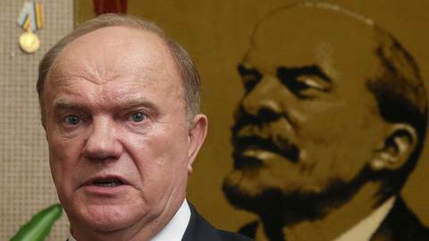 Зюганов рассказал, почему пропустил первомайское шествие в Москве