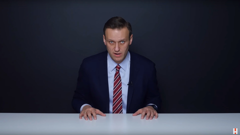 От YouTube требуют удалить канал Навального
