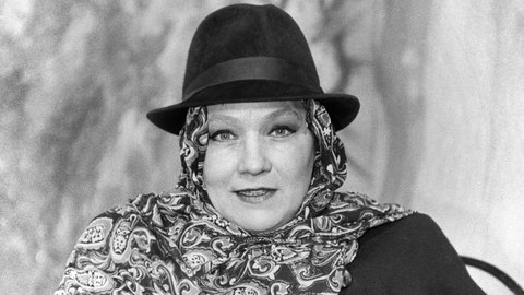 Госпитализирована актриса Нина Русланова