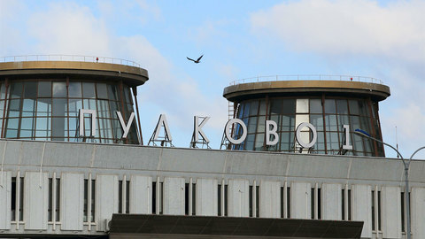 Мама девочки-безбилетницы прилетела за ней в Петербург