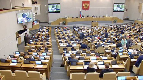 Дума продлила программу материнского капитала до 2018 года