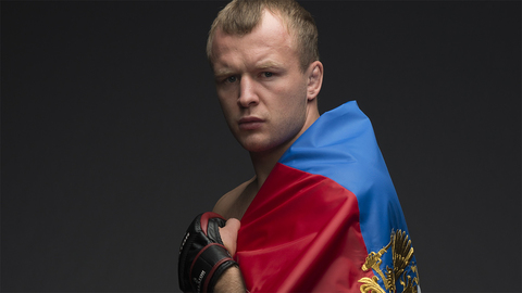 "Заслужил". Нурмагомедов может помочь Шлеменко с контрактом в UFC