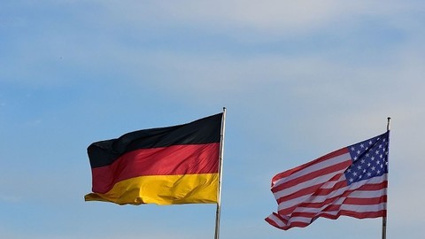 В Германии признали попадание страны в американские "клещи"